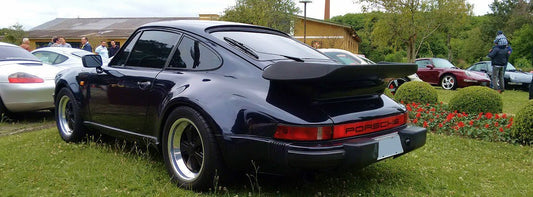 Porsche 930 turbo "The Widowmaker" - Legends Explained Part. 3 - Turbo Lag